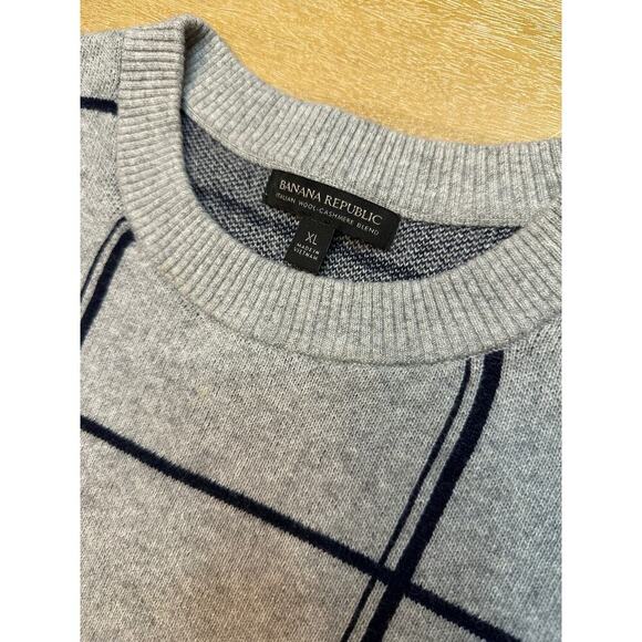 Banana Republic Italian Wool-Blend Sweater - Picture 2 of 6